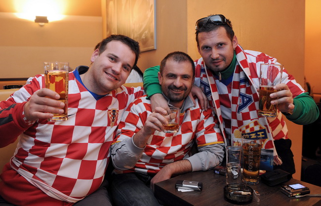 Bec, 310110.
Austrija je domacin EURO 2010 u rukometu od 19-31 01.10. U Becu se igraju utakmice poufinala i finala. Polufinale su izborile reprezentacije Islanda, Francuske, Poljske i Hrvatske. U polufinalnim utakmicama finale su izborile reprezentacije F