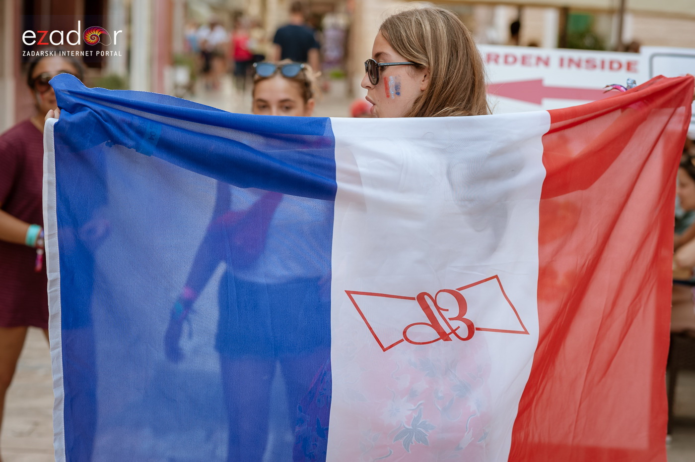 Navijačko ludilo u Zadru za vrijeme i nakon finala Svjetskog prvenstva Navijačko ludilo u Zadru za vrijeme i nakon finala Svjetskog prvenstva