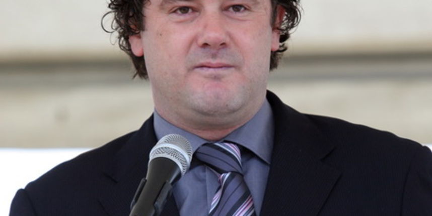 Zadar, 10012011.Kod benzinske stanice u marini Dalmacija zapoceli  su radovi na izgradnji uredjaja za prociscivanje otpadnih voda Bibinje-Sukosan,podmorskog ispusta i djela kanalizacijske mreze.Na slici: nacenik opcine Bibinje Nino SimunicFoto: Vladimi