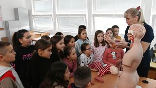 Znanstvene radionice u Osnovnoj školi Zemunik