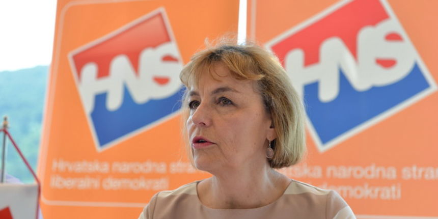 Dubrovnik, 040513,
Predsjednica HNS-a, prva potpredsjednica Vlade Republike Hrvatske i ministrica vanjskih i europskih poslova Vesna Pusic stigla je danas u Dubrovnik podrzat HNS-ovog kandidata za gradonacelnika Grada Dubrovnika Andra Vlahusica i ostale H