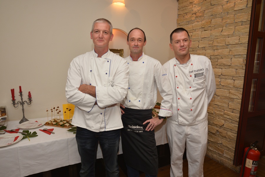 Gastro smokva: Degustacija u restoranu Pet bunara, foto:Iva Perinčić Gastro smokva: Degustacija u restoranu Pet bunara, foto:Iva Perinčić