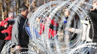Na granicnom prijelazu Lucija-Brezovica odrzan je veliki prosvjed protiv slovenske zilet zice pod nazivom Protiv zice i za humanu Europu. Na granicnom prijelazu Lucija-Brezovica odrzan je veliki prosvjed protiv slovenske zilet zice pod nazivom Protiv zice i za humanu Europu.