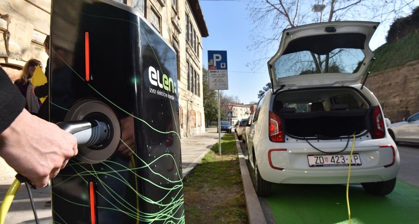 električna vozila, punionica, stanica, zadar električna vozila, punionica, stanica, zadar