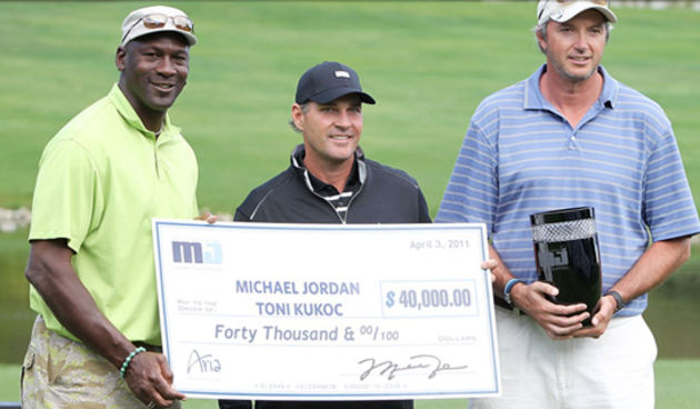 Michael Jordan i Toni Kukoč, doto: Michael Jordan Celebrity Invitational