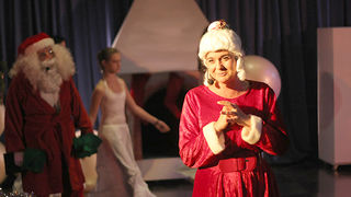 Plesna udruga Gesta: Ima li spasa za Djeda Mraza (Foto:Saša Čuka)