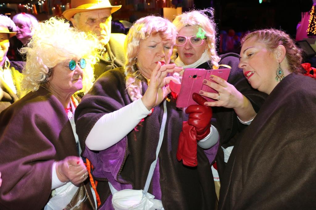 Maškarana Republika preuzela vlast u Viru