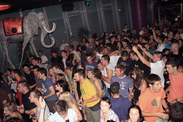 Dali bar: Jura Stublic & Film