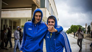 Druženje s košarkašima Zadra u Caffe baru Forum, Foto: Mia Čop Druženje s košarkašima Zadra u Caffe baru Forum, Foto: Mia Čop