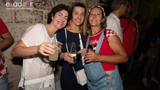 Čudesna noć: Velika fešta ulicama Zadra nakon plasmana Vatrenih u finale SP Čudesna noć: Velika fešta ulicama Zadra nakon plasmana Vatrenih u finale SP