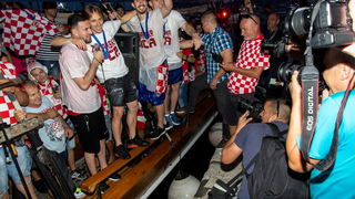 Veličanstven doček četvorice zadarskih Vatrenih od Gradskog mosta do Foruma