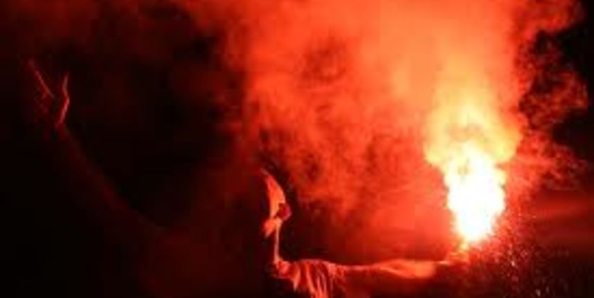 Baklje, alkoholizirani maloljetnici i uvrede bacili sjenu na natjecanje, foto: www.pticica.com Baklje, alkoholizirani maloljetnici i uvrede bacili sjenu na natjecanje, foto: www.pticica.com