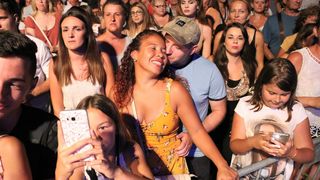 Prvi koncert popularnog slavonskog benda Vigor na otoku Viru