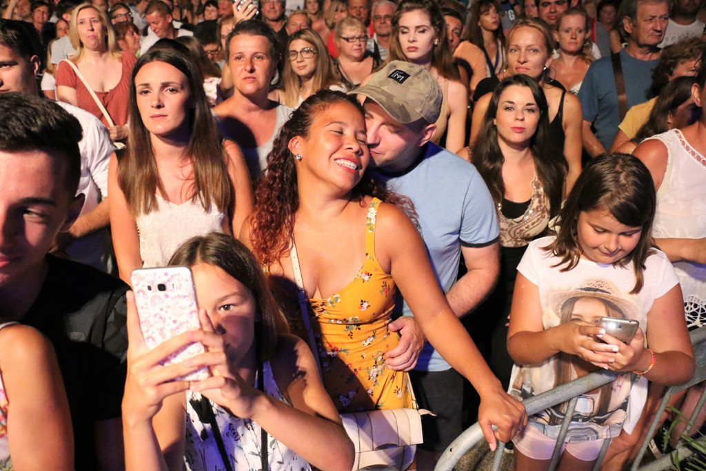 Prvi koncert popularnog slavonskog benda Vigor na otoku Viru
