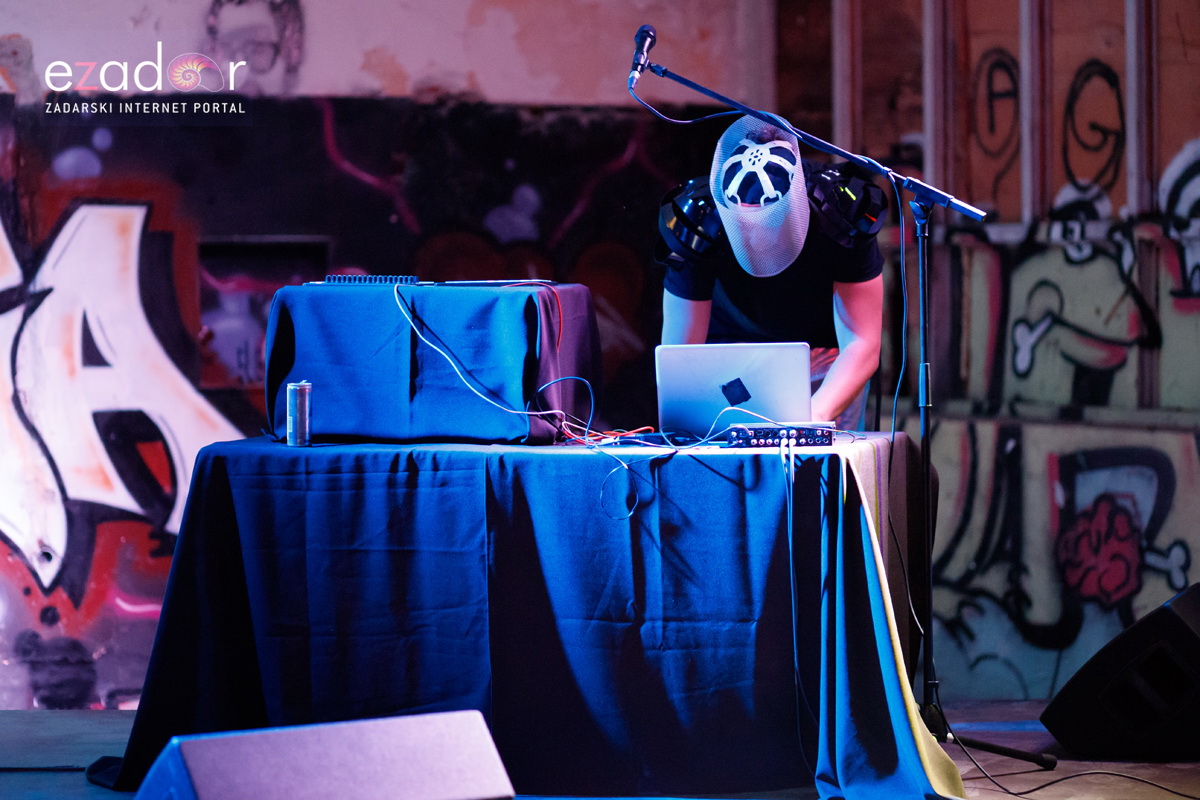 KvartArt 2018.: Art buvljak & koncert Nipplepeoplea