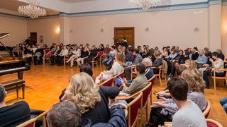 LOvro Pogorelić: “Kavalir za klavirom” u Svečanoj dvorani Sveučilišta u Zadru LOvro Pogorelić: “Kavalir za klavirom” u Svečanoj dvorani Sveučilišta u Zadru