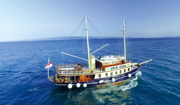 Pokret otoka brod, plovilo