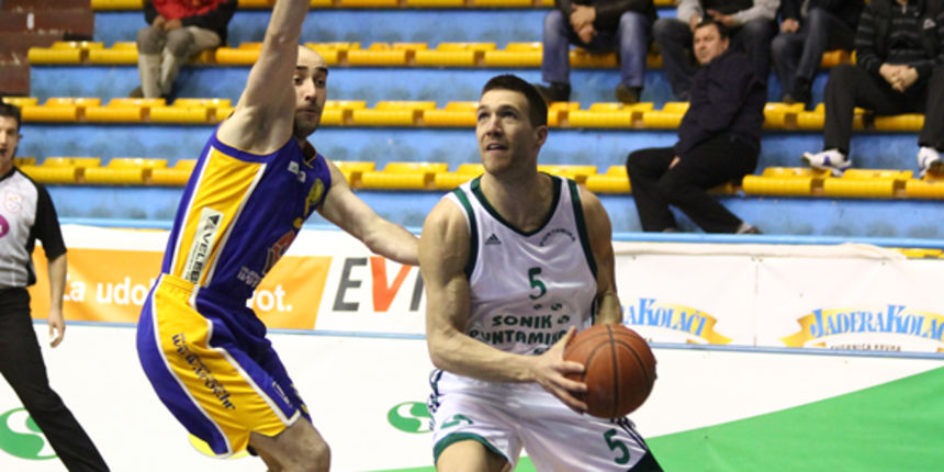 KK Sonik Puntamika – KK Vrijednosnice Darda 77-61