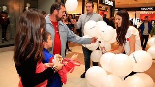 Image 685843 (auto) Image 685843 (auto)