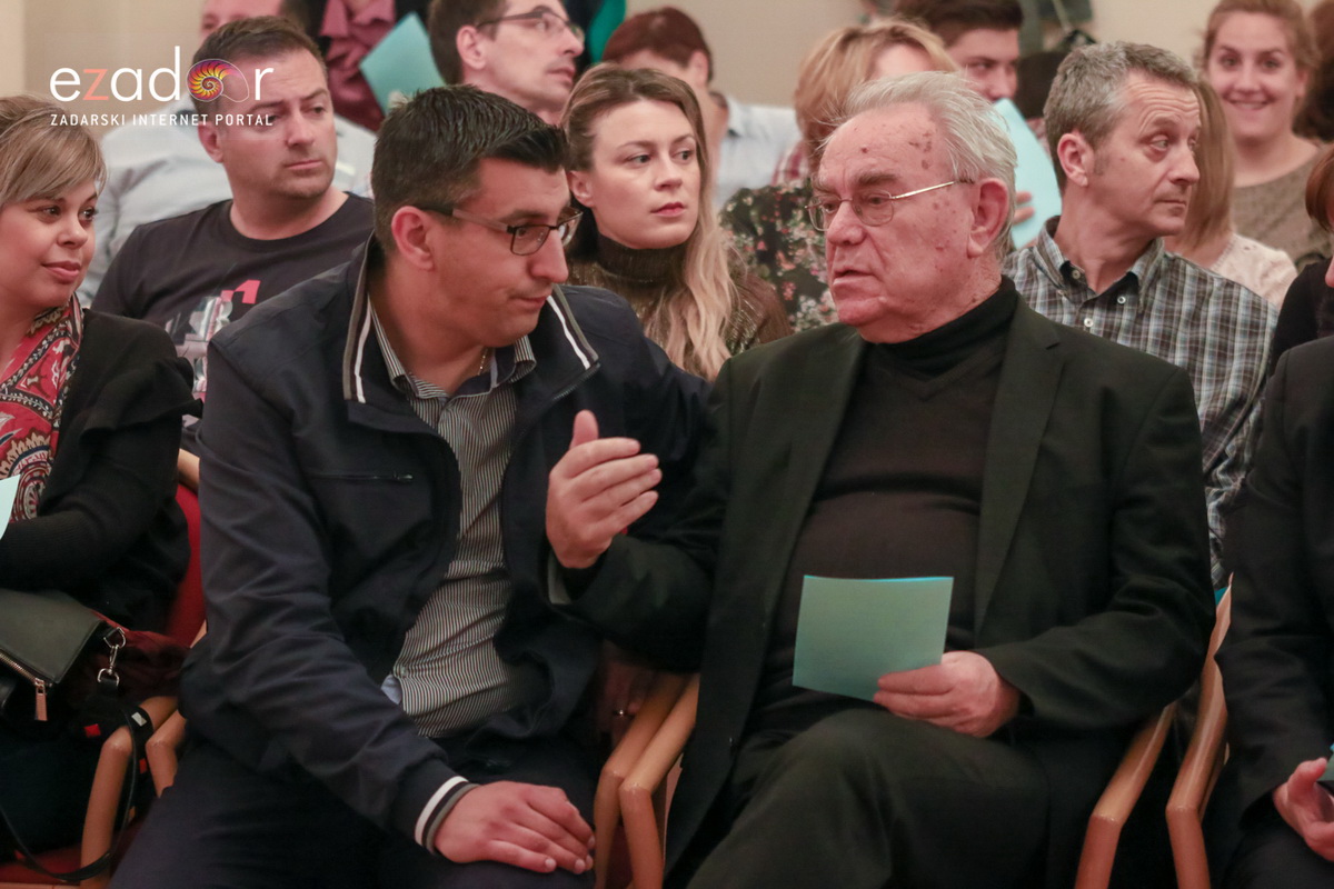 U Svečanoj dvorani Sveučilišta predstavljen CD-a klape Bersice U Svečanoj dvorani Sveučilišta predstavljen CD-a klape Bersice