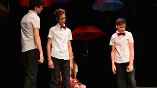 HNK Zadar: Premijera predstave “Tko i što brani”, Igrajmo se HNK Zadar: Premijera predstave “Tko i što brani”, Igrajmo se