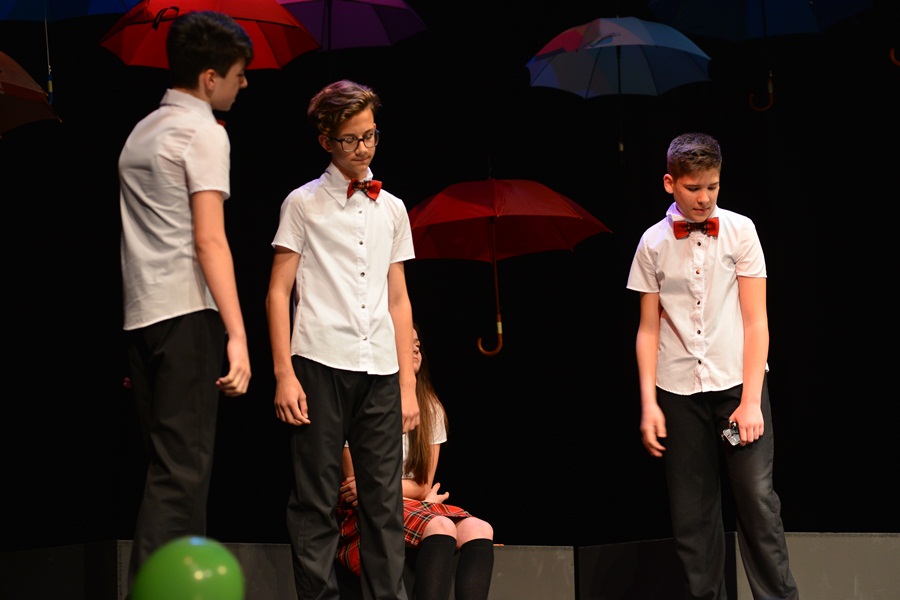 HNK Zadar: Premijera predstave “Tko i što brani”, Igrajmo se HNK Zadar: Premijera predstave “Tko i što brani”, Igrajmo se