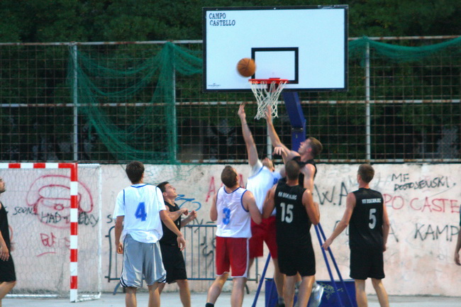 4.kolo Ljetne lige: KK Bokanjac- KK Kampo Ka 4.kolo Ljetne lige: KK Bokanjac- KK Kampo Ka