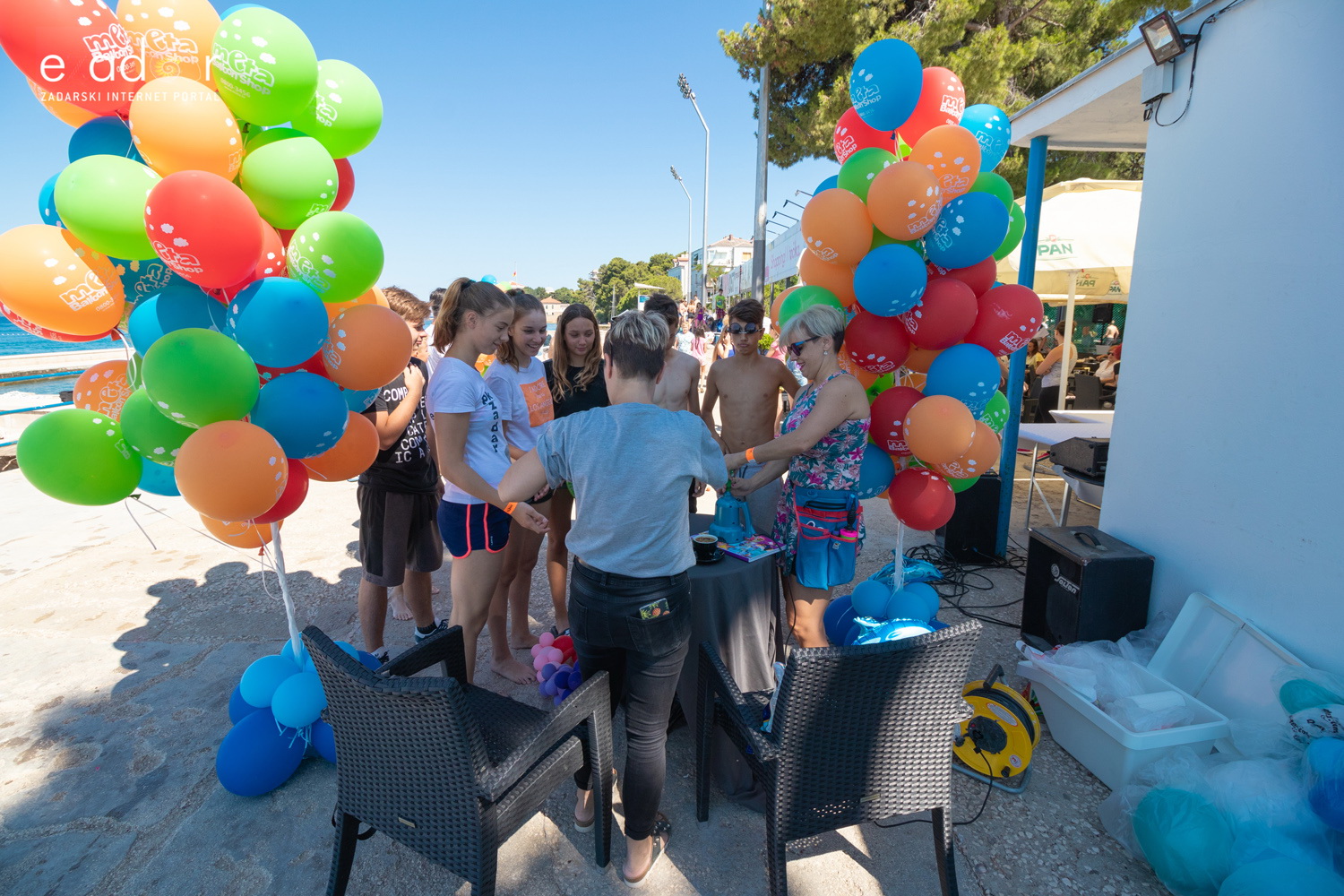 Meta feštica od balona i Ballon Jump