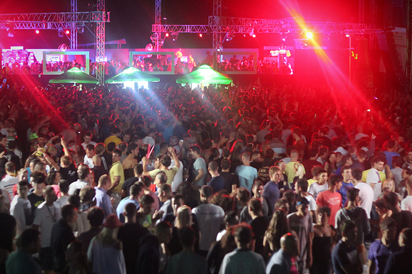 Big Beach: Carl Cox (foto:Saša Čuka) Big Beach: Carl Cox (foto:Saša Čuka)