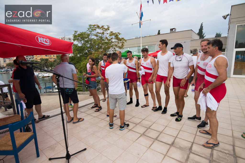 6. “Jadranov veslački dvoboj” osmeraca u uvali Jazine 6. “Jadranov veslački dvoboj” osmeraca u uvali Jazine