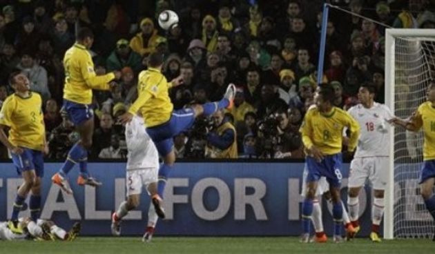 Juan zabija za 1-0 Brazila, Foto: AP Photo