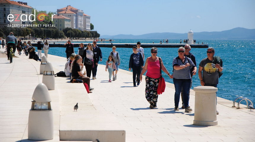 Đir po gradu, subotnja špica 27. travnja 2024. Đir po gradu, subotnja špica 27. travnja 2024.