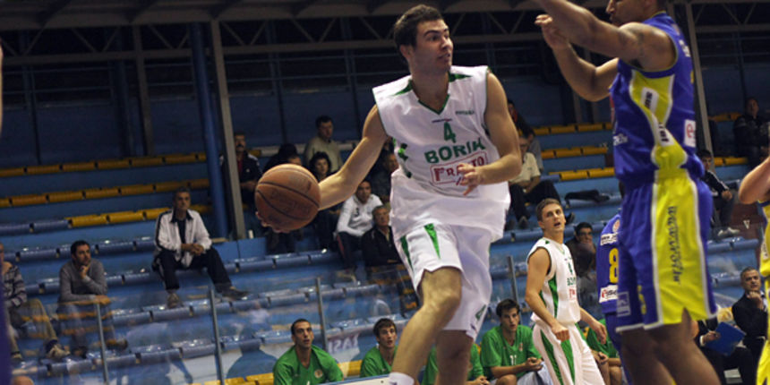 Ivan Mikulić, KK Borik Puntamika – KK Darda 77-67 (foto:Saša Čuka) Ivan Mikulić, KK Borik Puntamika – KK Darda 77-67 (foto:Saša Čuka)