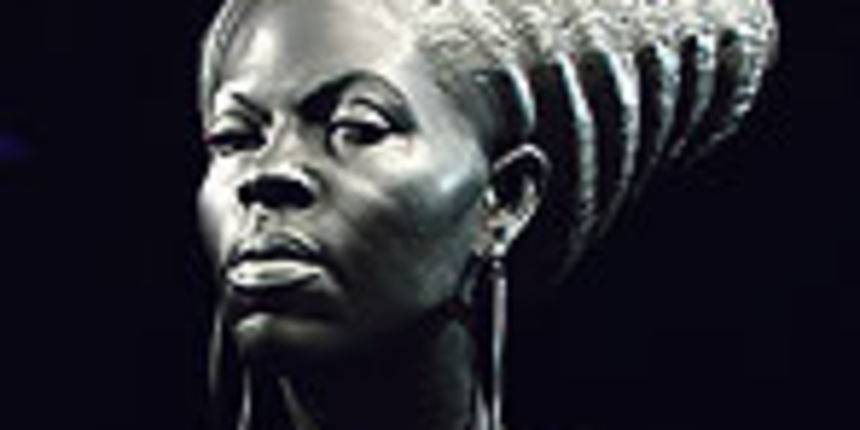 Michelle Obama kao Nefertiti s velikim grudima