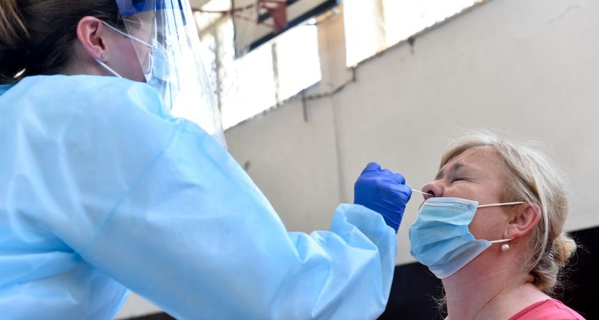 Koronavirus ilustracija, test, antigenski test, testiranje