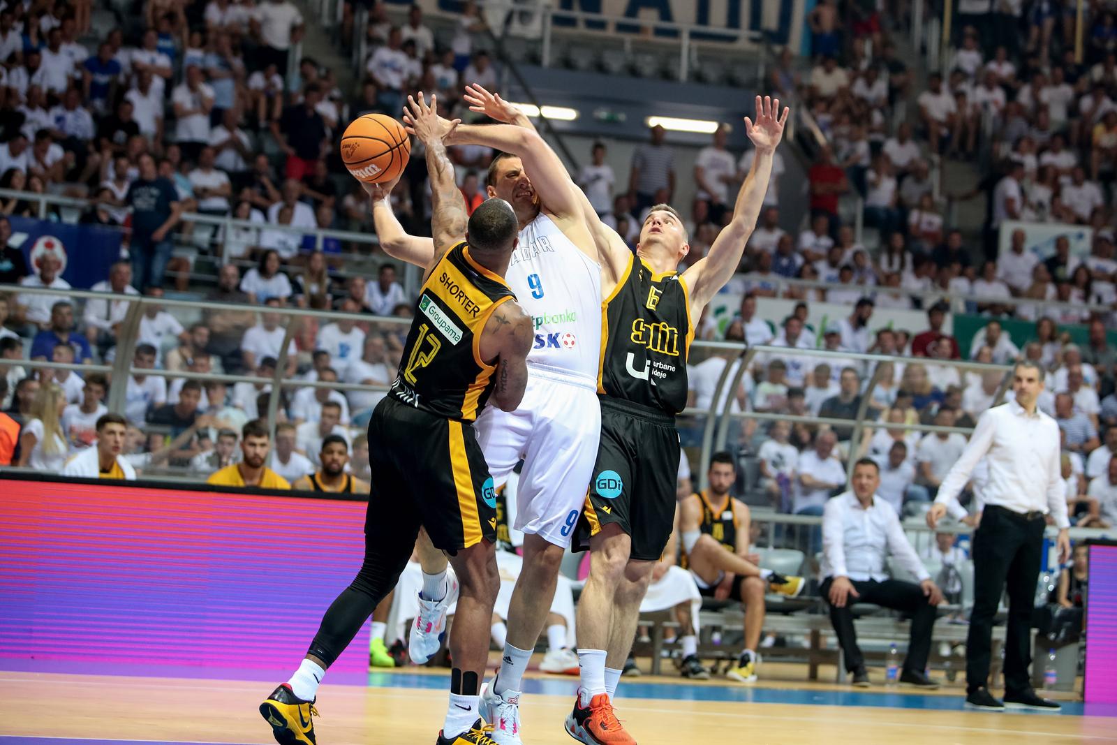 Finale doigravanja, 3. utakmica: KK Zadar – KK Split 99-62 Finale doigravanja, 3. utakmica: KK Zadar – KK Split 99-62