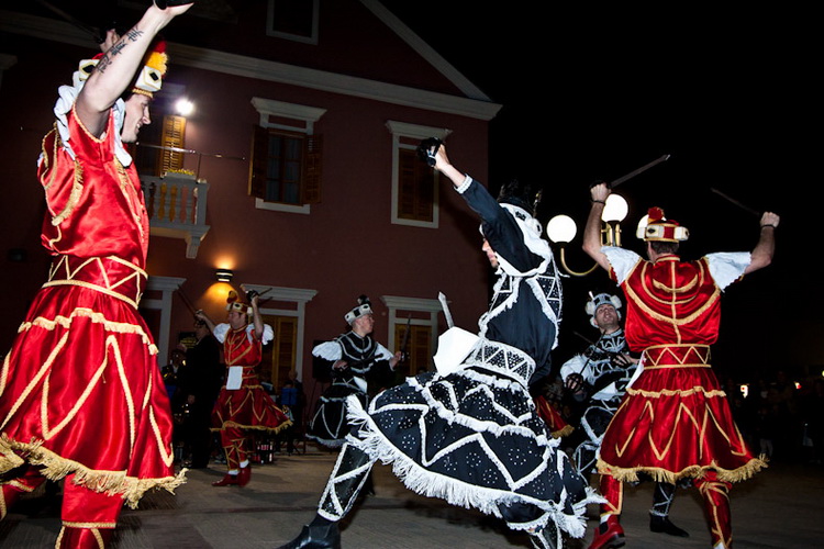 Biograd na Moru: Viteska igra, korculanska “Moreska”, Foto: Franjo Juric Biograd na Moru: Viteska igra, korculanska “Moreska”, Foto: Franjo Juric