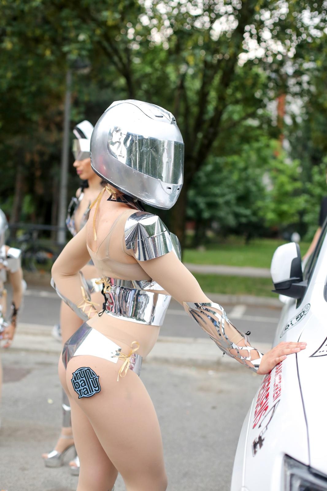 Zagreb: 40 sportskih automobila na Runball Rallyju ispred hotela Admiral