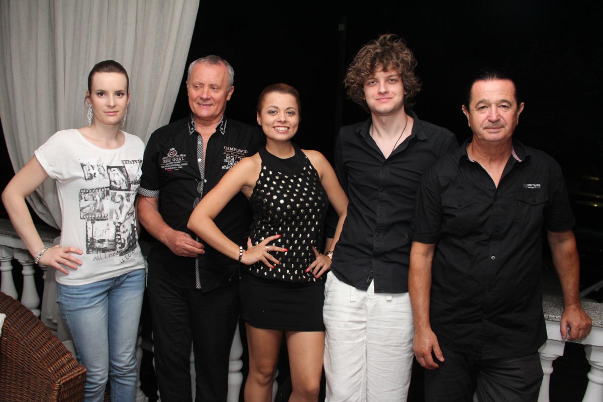 Vagabundo bar Vir: After party uz grupu Magazin, foto: Iva Perinčić Vagabundo bar Vir: After party uz grupu Magazin, foto: Iva Perinčić