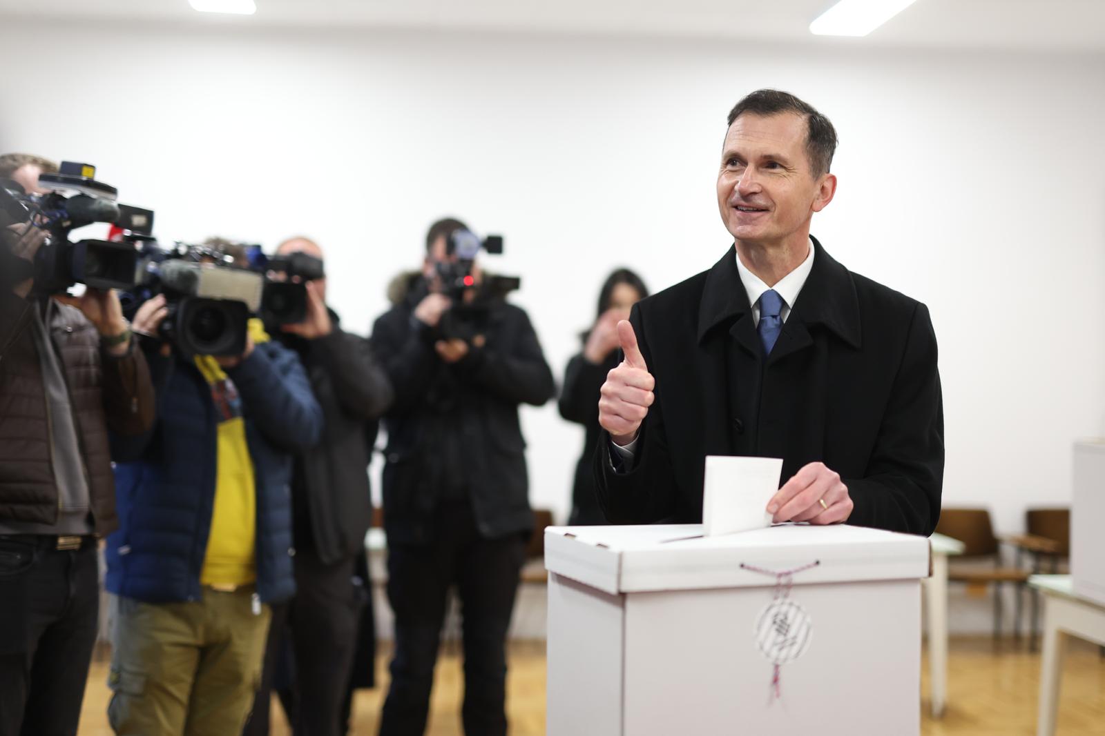 Dragan Primorac u drugom krugu glasovao na predsjedničkim izborima