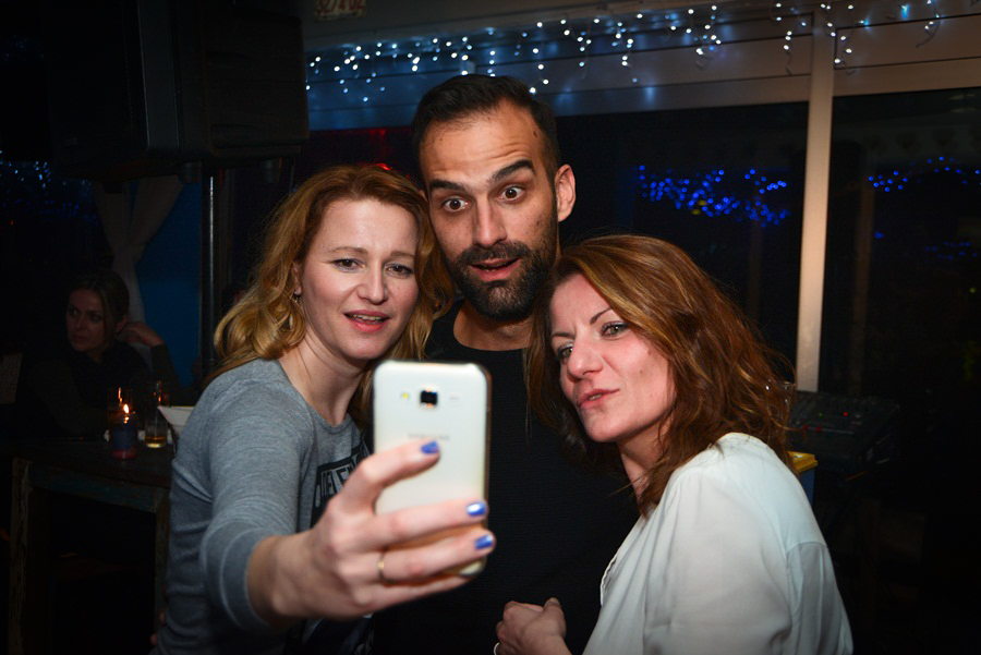 Ivan Šarić u Famous baru