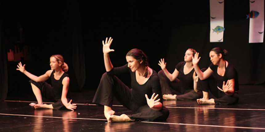 Zadarski plesni ansambl – Večeras plešemo (Foto:Saša Čuka) Zadarski plesni ansambl – Večeras plešemo (Foto:Saša Čuka)