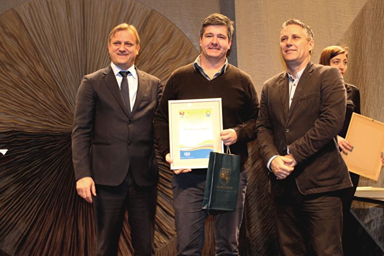 Kneževa palača: Svečana dodjela priznanja “Nasmiješeno sunce” za 2017. godinu Kneževa palača: Svečana dodjela priznanja “Nasmiješeno sunce” za 2017. godinu