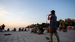 Bablje ljeto u Zadru: Riva je puna turista