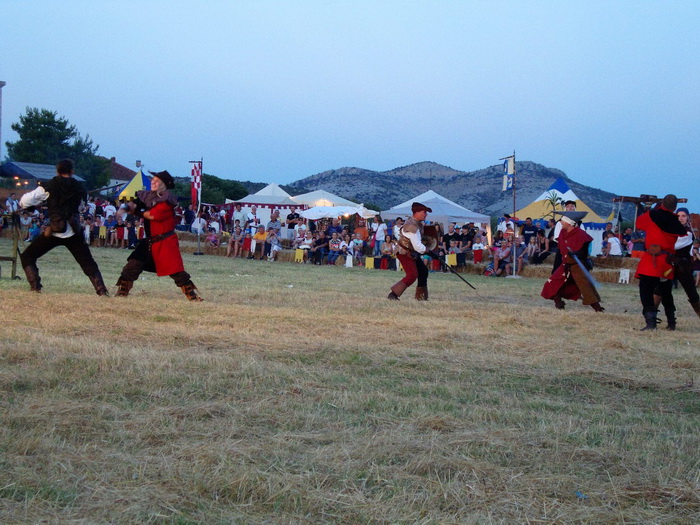 10. jubilarni povijesno-scenski spektakl “Dani Vitezova vranskih” u Vrani. Foto: Gordana Šarić 10. jubilarni povijesno-scenski spektakl “Dani Vitezova vranskih” u Vrani. Foto: Gordana Šarić