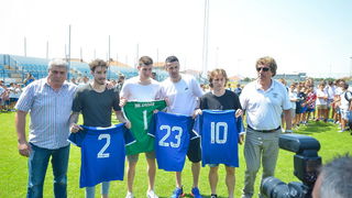 Zadarska vatrena četvorka na Stanovima se družila s mladim zadarskim nogometašima