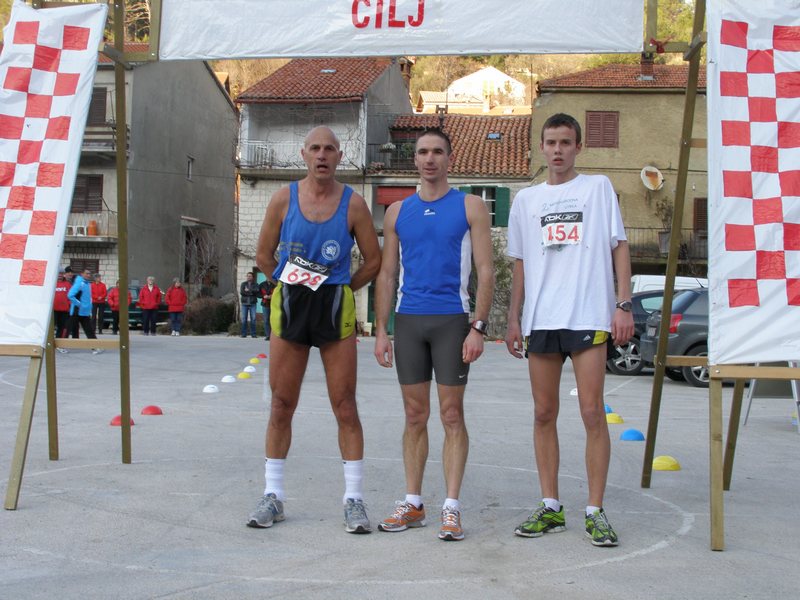 6. memorijalni maraton Maslenica – Posedarje – Novigrad, 23. siječnja 2010. (Foto: Josip Prskalo)