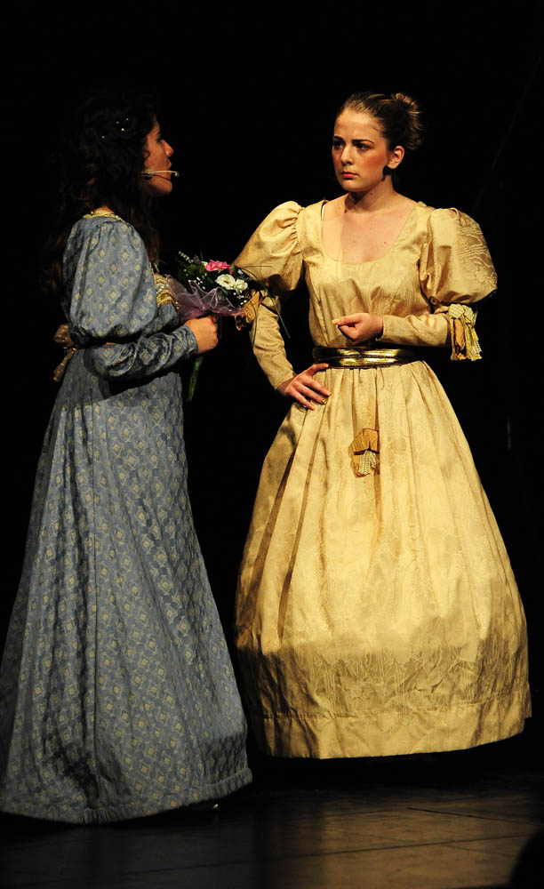 Zadar, 15.06.2013. snimio: Nenad Marčev
Gimnazija Vladimira Nazora Zadar i prijatelji
Andrew Lloyd Webber
Fantom u Operi
Redatelj Milena Dundov
Umjetnička voditeljica Iva Mustać Klarić
Nastupili učenici škole i prijatelji
Dvorana HNK Zadar Zadar, 15.06.2013. snimio: Nenad Marčev
Gimnazija Vladimira Nazora Zadar i prijatelji
Andrew Lloyd Webber
Fantom u Operi
Redatelj Milena Dundov
Umjetnička voditeljica Iva Mustać Klarić
Nastupili učenici škole i prijatelji
Dvorana HNK Zadar