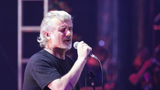 Mišo Kovač i prijatelji na Starom placu u Splitu Mišo Kovač i prijatelji na Starom placu u Splitu