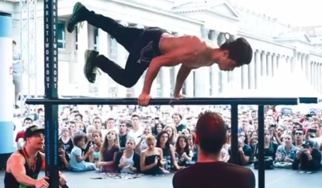 Akrobacije, Screenshot: YouTube